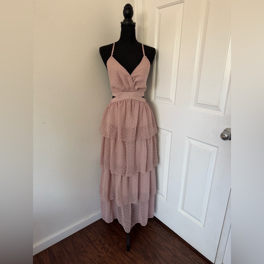 NWT Backless V Neck Pink Tiered Maxi Dress